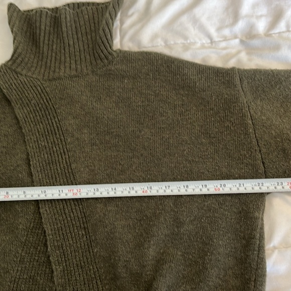 4th & Reckless Tanna
Roll Neck Jumper in Olive Green - Picture 12 of 14